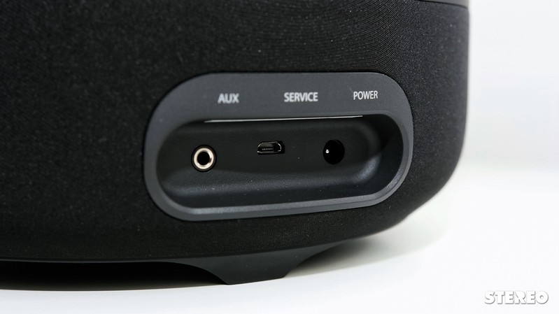 Đ&aacute;nh gi&aacute; loa Harman/Kardon Aura Studio: tốt gỗ tốt cả nước sơn